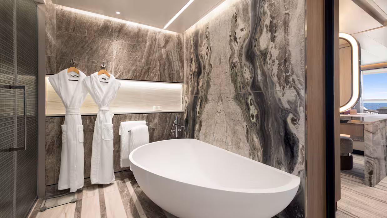 Oceania Suite (6)