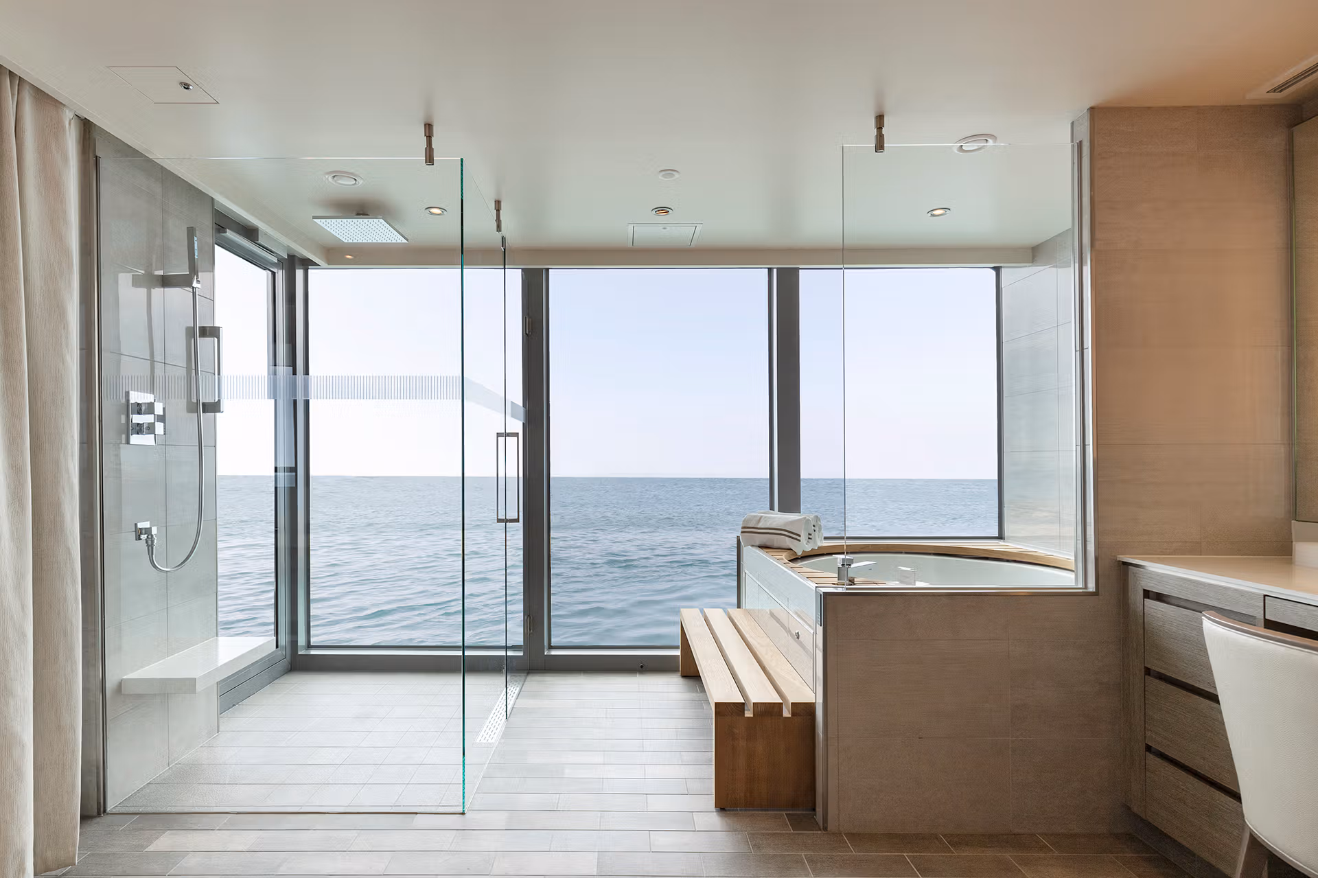 Silver Origin - Owner's Suite