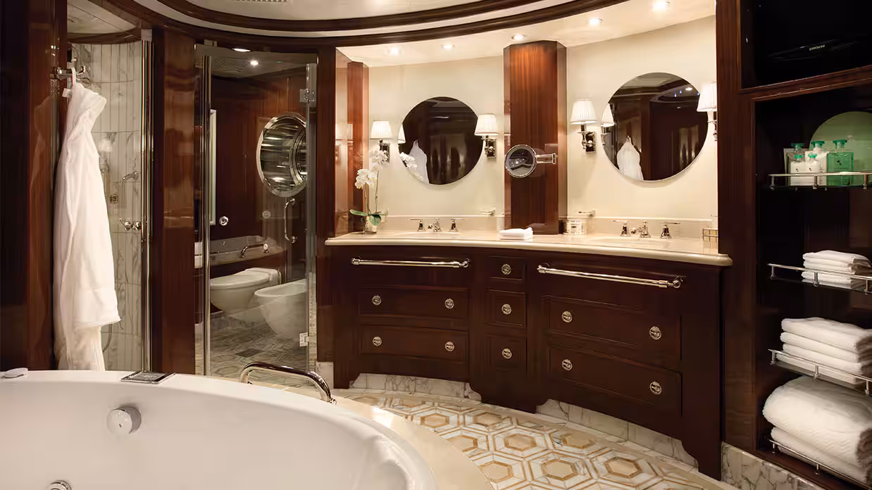 Owner's Suite (8)