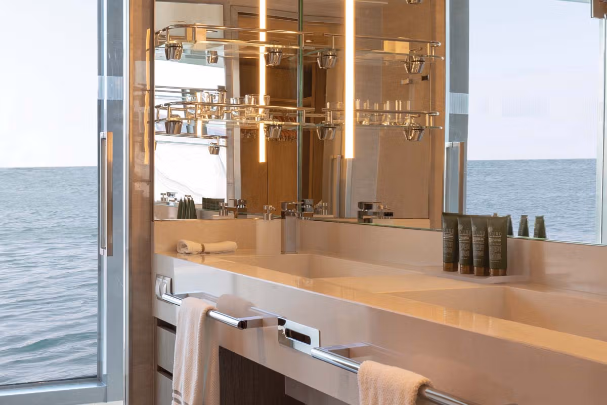 Silver Origin - Royal suite badkamer